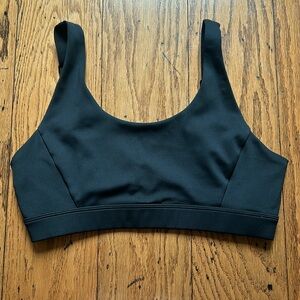 Lolë Lole Small Black Hook and Eye Sports Bra